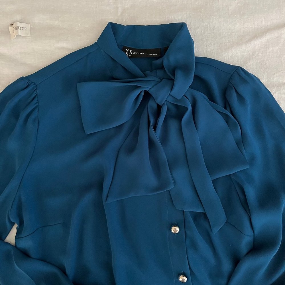 Lady's Dressy Blouse - Off Center Front Buttons with Tie